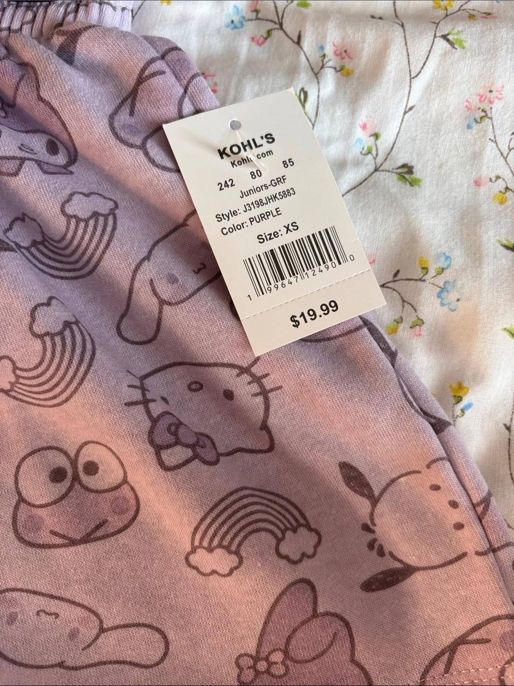 Lavender Graphic Hello Kitty and Friends Print Women’s Shorts - XS. NWT